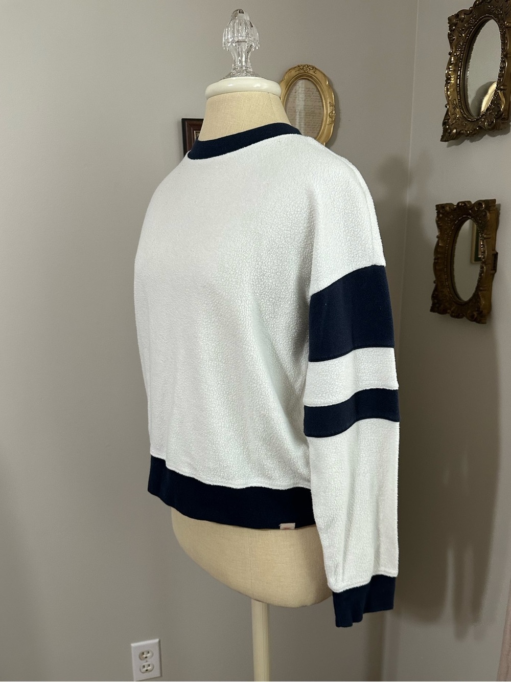 Faherty Beach Fleece Ringer Crew Pullover - Picture 3 of 6